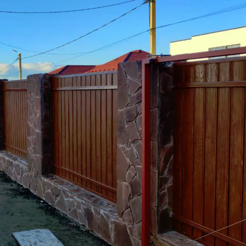 Фото 8 Металлопланкен Кедр Темный 3D SteelArt вертикальный монтаж