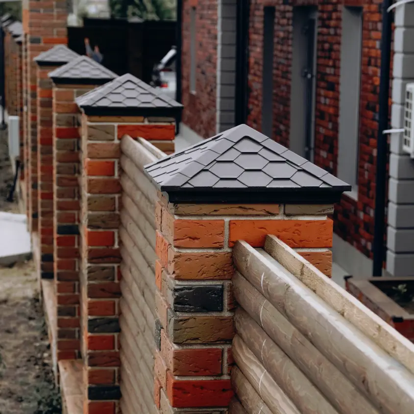 Фото 5 колпак Everest Коричневый для столбов забора