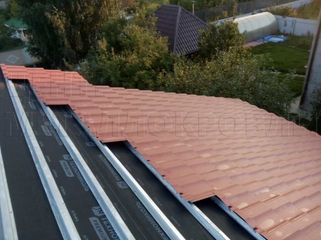 Металлочерепица Геркулес 8004 терракотовый Стальной Бархат от Центра Металлокровли в Барнауле